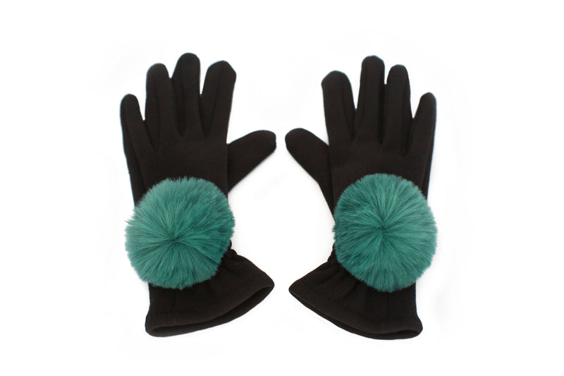 Gants extensibles avec pompons en fausse fourrure couleur vert alpin Maison Prélonge.
