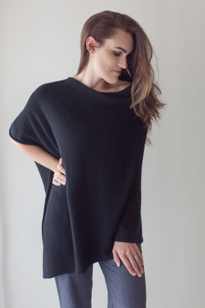 Poncho en cachemire et laine noir Maison Prélonge