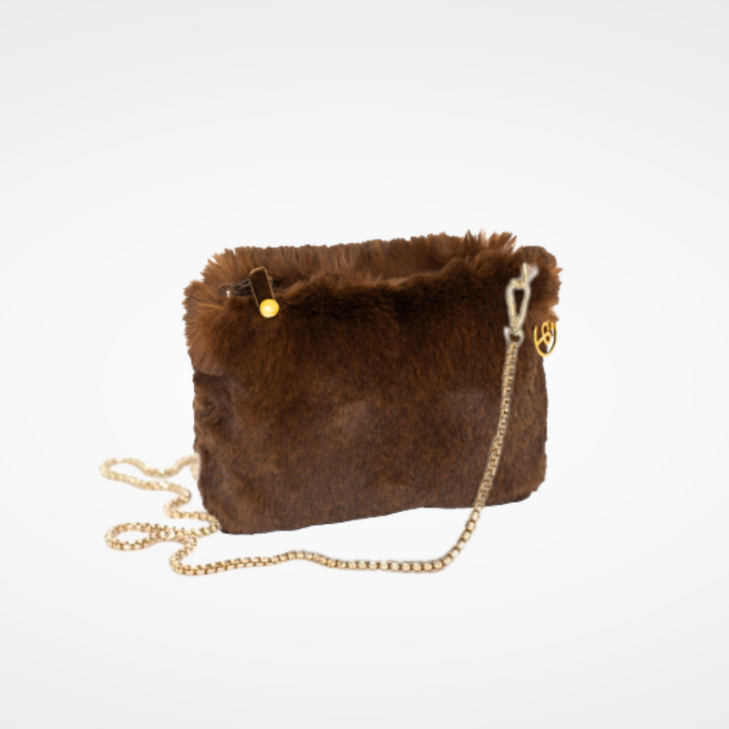 Sac pochette en fausse fourrure Maison Prélonge couleur chocolat