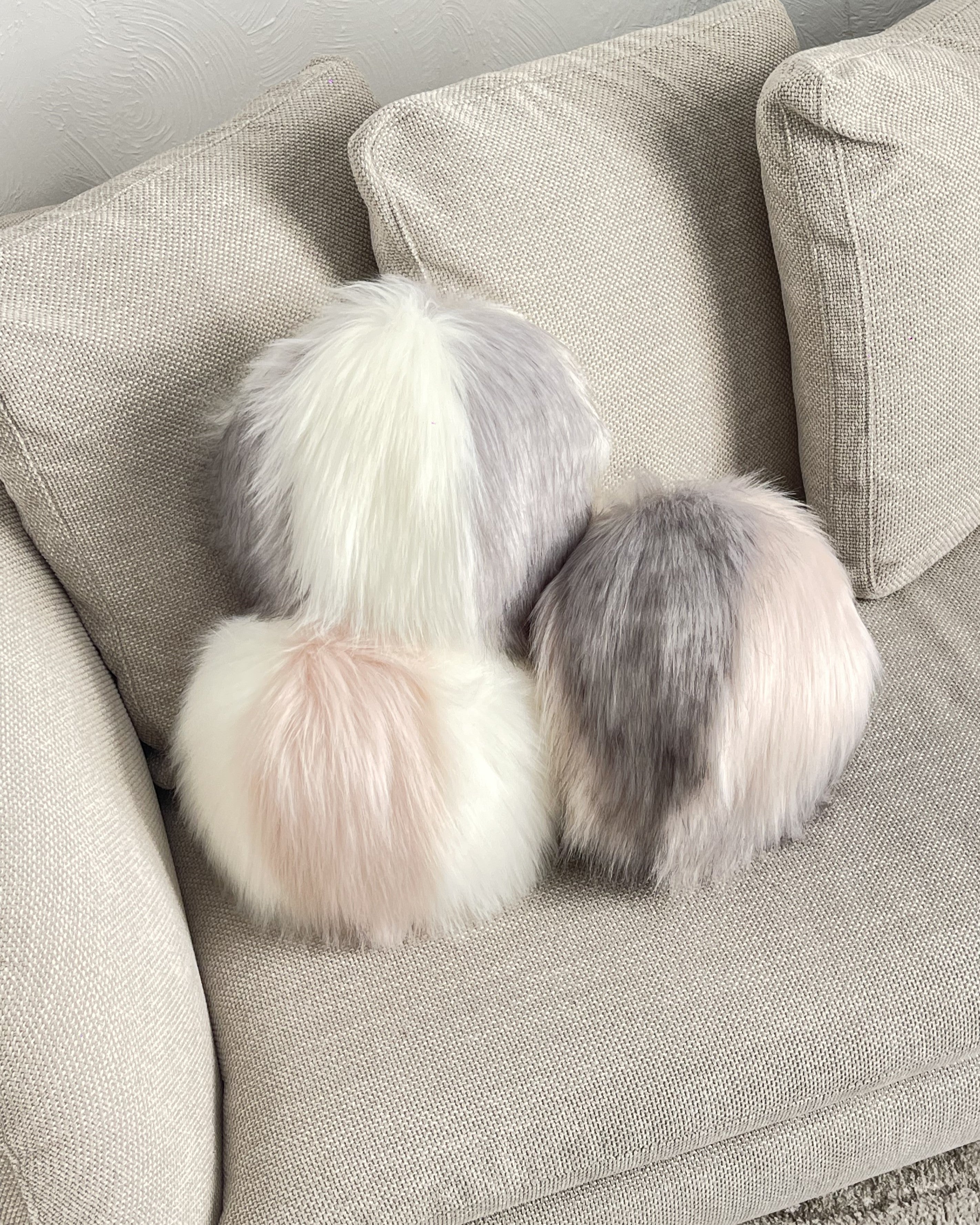 Snowball Two-Tone Faux Fur - Size M and XL