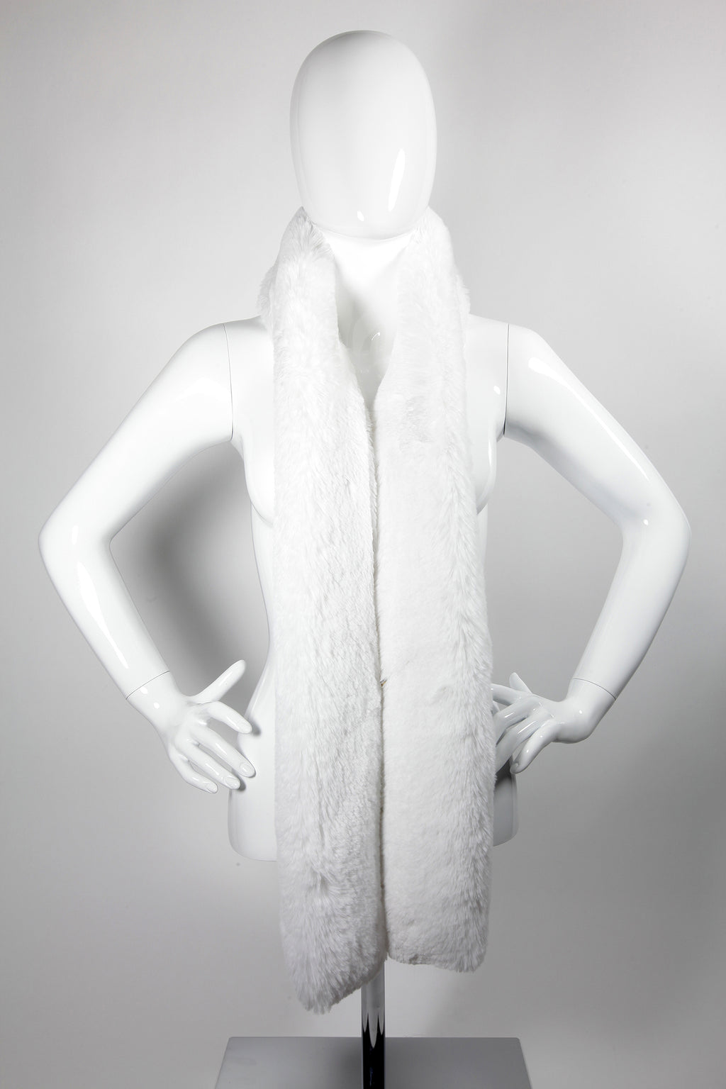 Fausse fourrure couleur blanc Maison Prélonge