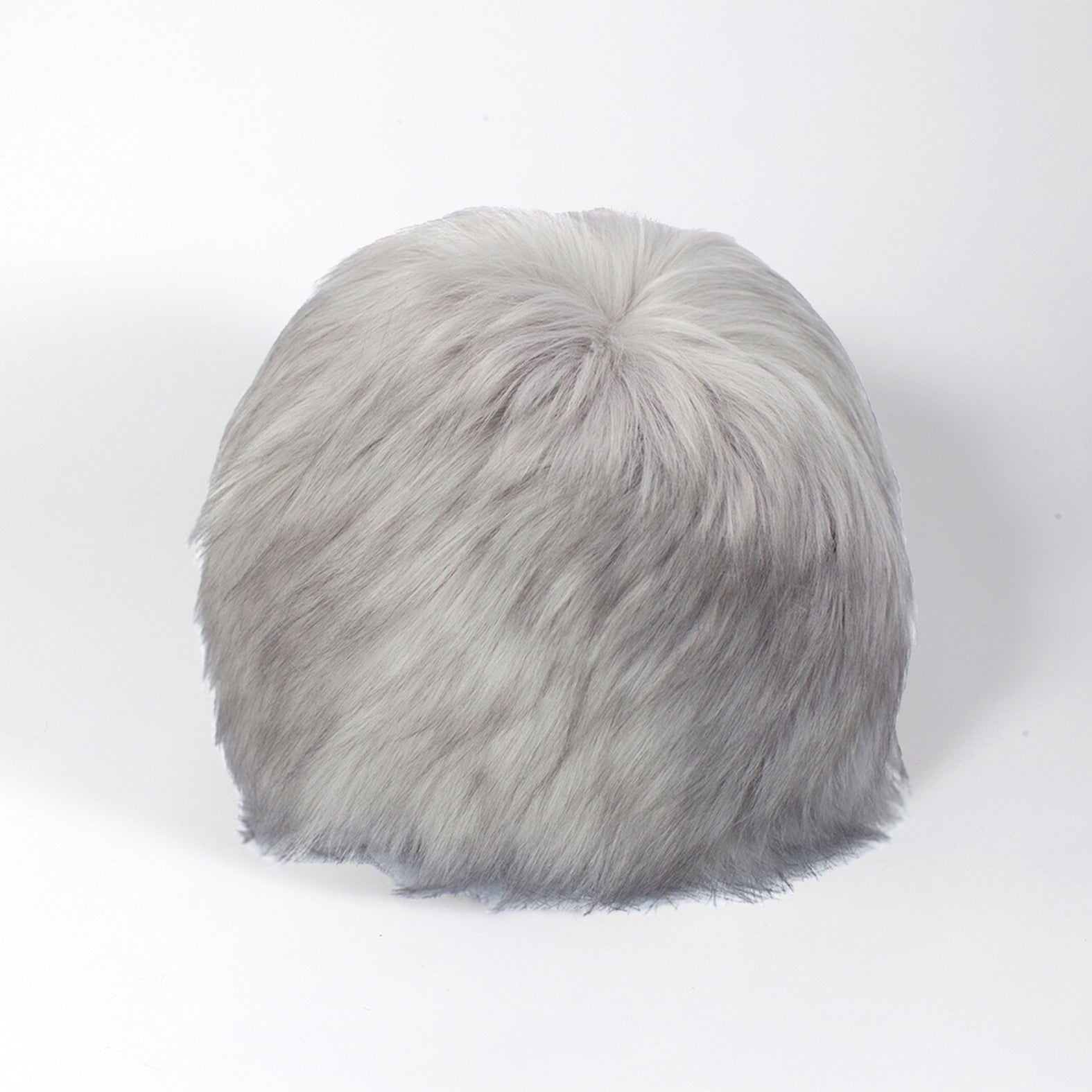 Coussin rond Snowball en fausse fourrure couleur himalaya perle Maison Prélonge